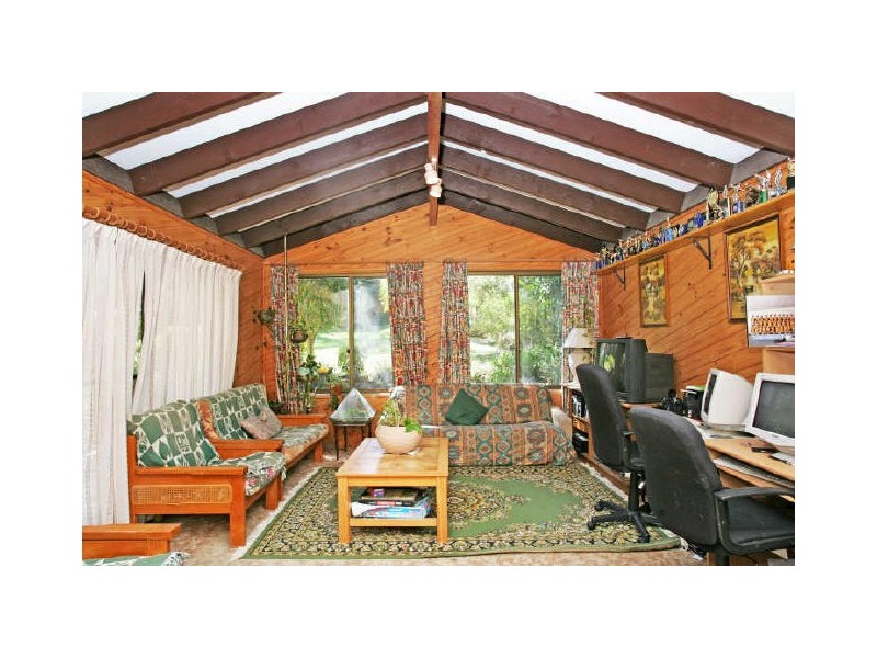 154 Henderson Road, Saratoga NSW 2251