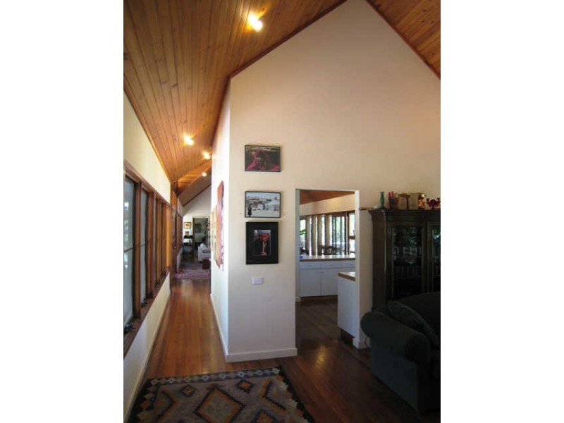 14 Bombi Road, Macmasters Beach NSW 2251