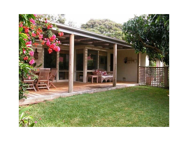 18 Three Points Avenue, Macmasters Beach NSW 2251