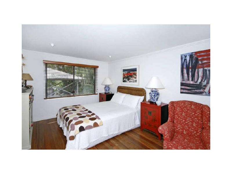 18 Three Points Avenue, Macmasters Beach NSW 2251