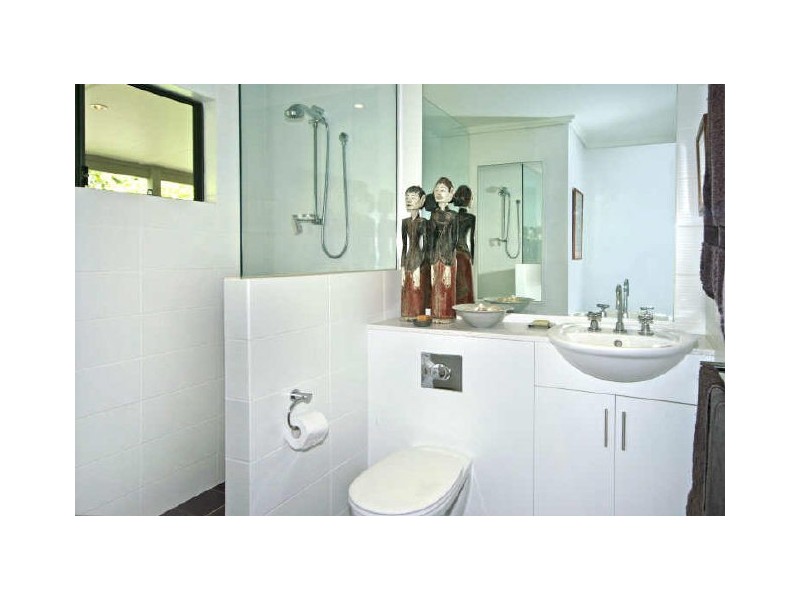 18 Three Points Avenue, Macmasters Beach NSW 2251