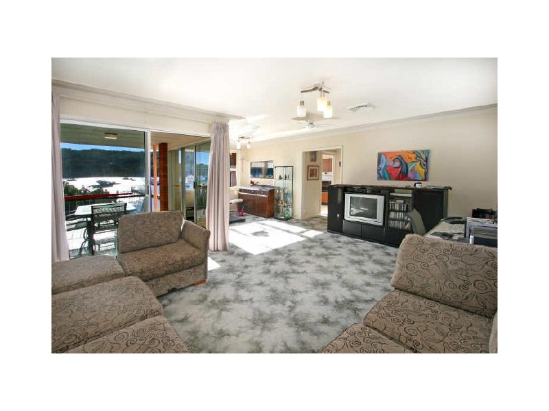 90 Booker Bay Road, Booker Bay NSW 2257