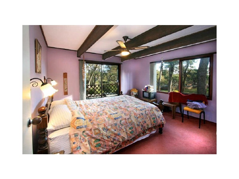 135 Avoca Drive, Kincumber NSW 2251