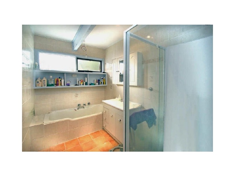 135 Avoca Drive, Kincumber NSW 2251