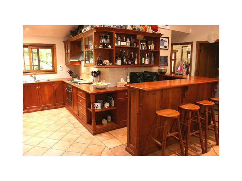 19 Waldron Rd, Kincumber NSW 2251