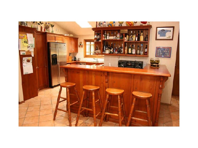 19 Waldron Rd, Kincumber NSW 2251