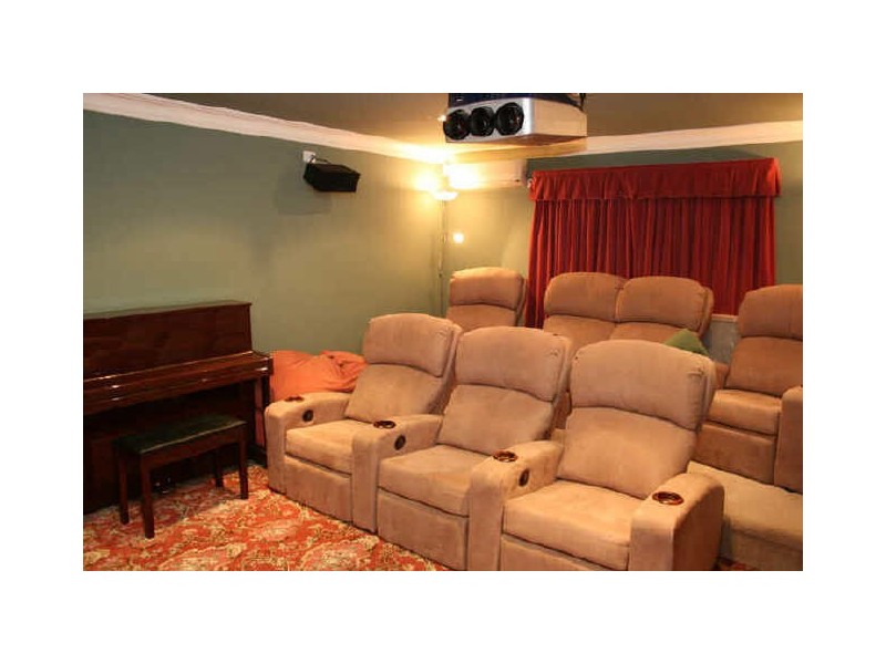 19 Waldron Rd, Kincumber NSW 2251