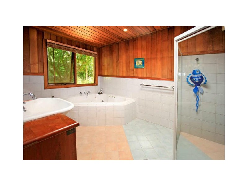19 Daley  Avenue, Daleys Point NSW 2257