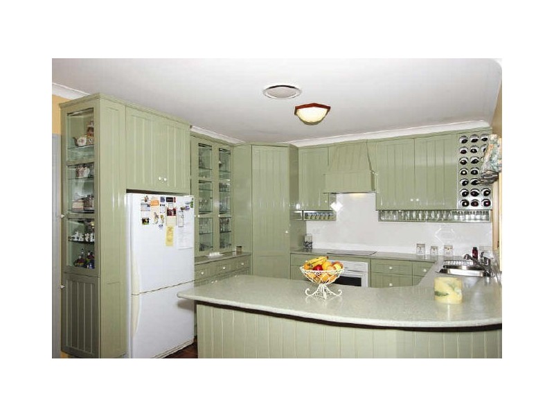 18 View Parade, Saratoga NSW 2251