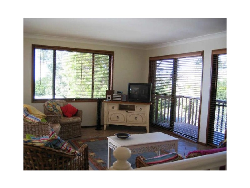7 Namatjira Drive, Macmasters Beach NSW 2251