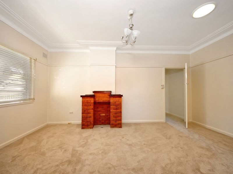 208 Forest Road, Gymea Bay NSW 2227