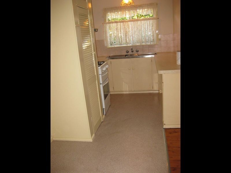 5 Mawarra Avenue, Miranda NSW 2228