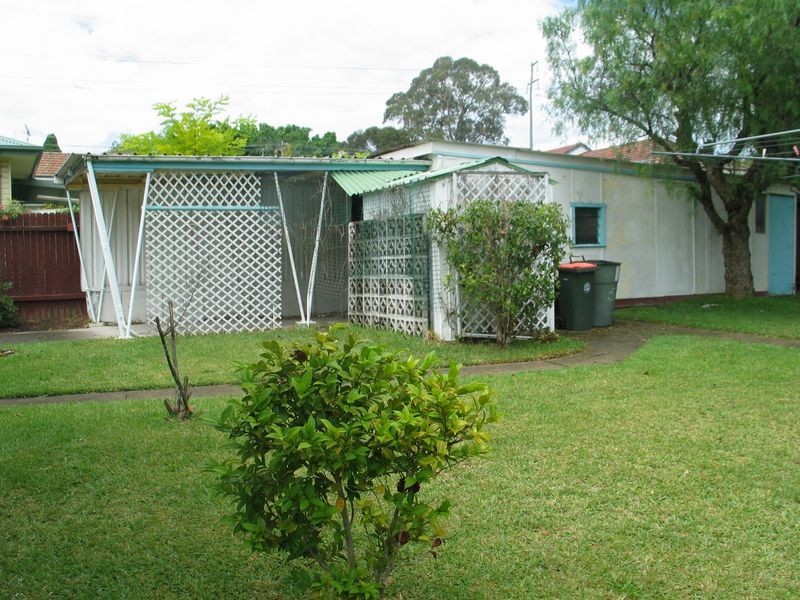 5 Mawarra Avenue, Miranda NSW 2228