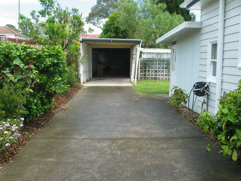 5 Mawarra Avenue, Miranda NSW 2228