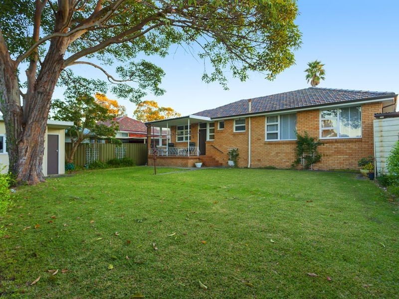 6 Bimbadeen Avenue, Miranda NSW 2228