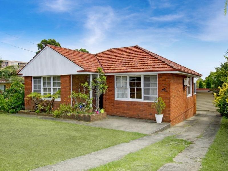 5 Urunga Parade, Miranda NSW 2228