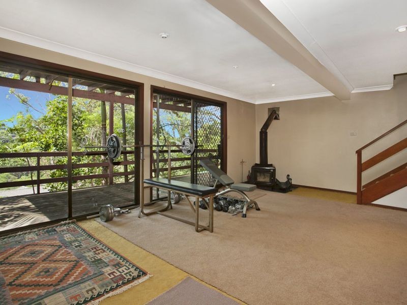 16 Timaru Place, Kirrawee NSW 2232