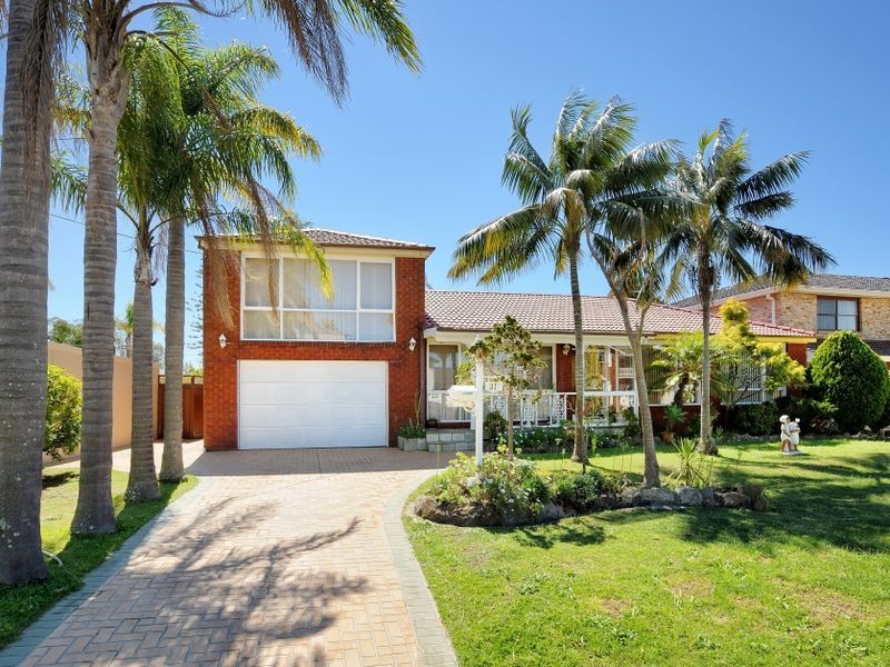 31 Macintyre Cres, Sylvania Waters NSW 2224