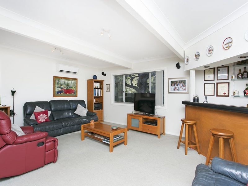 9 Nyngan Place, Miranda NSW 2228