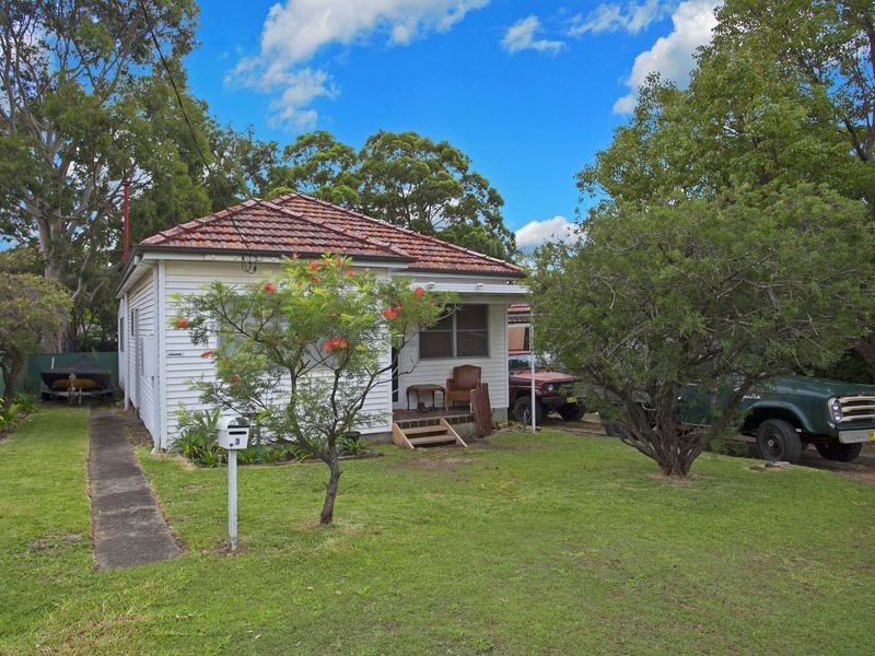 3 Graham Avenue, Miranda NSW 2228