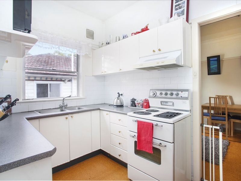 3 Graham Avenue, Miranda NSW 2228