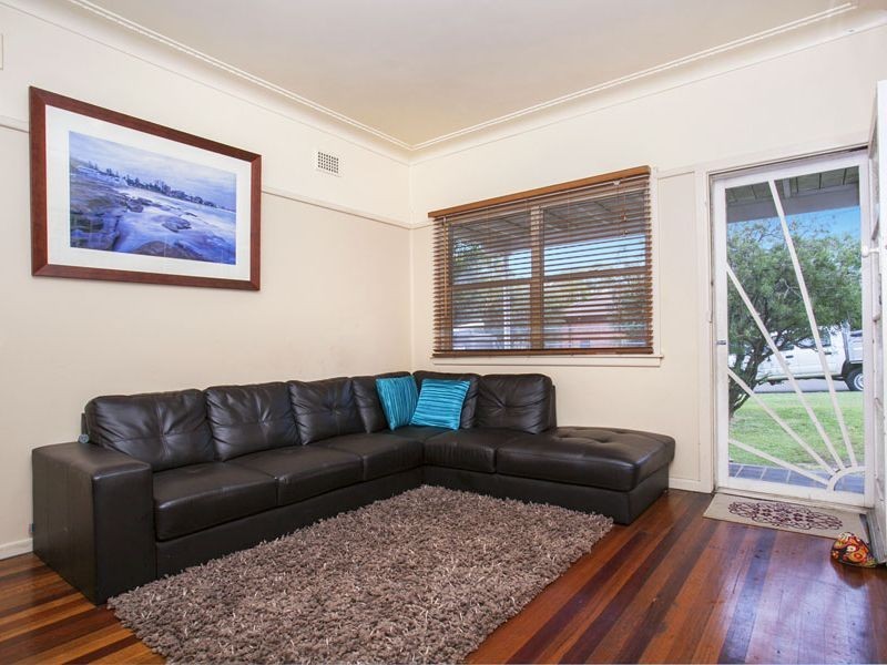 3 Graham Avenue, Miranda NSW 2228