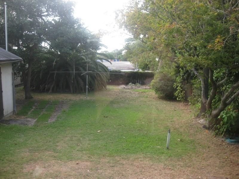 12 Barjardda Avenue, Sylvania NSW 2224