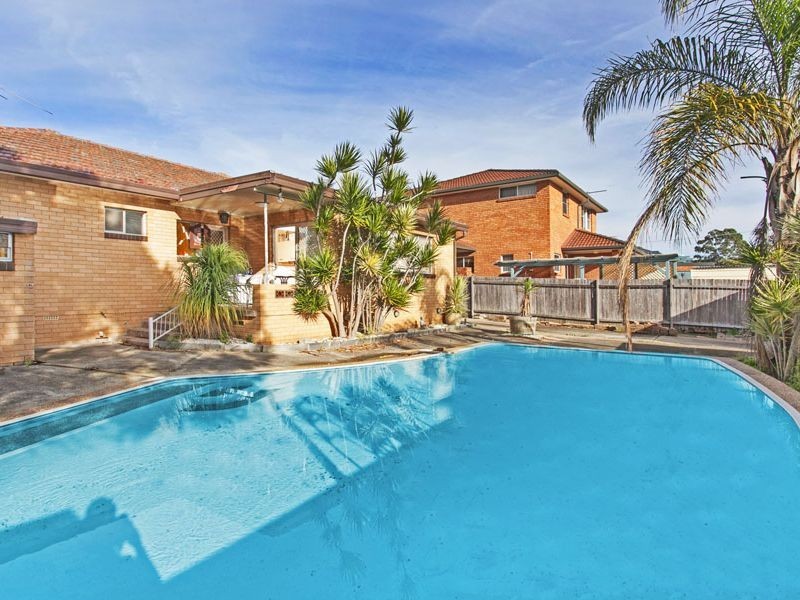 1 Humberstone Avenue, Gymea NSW 2227