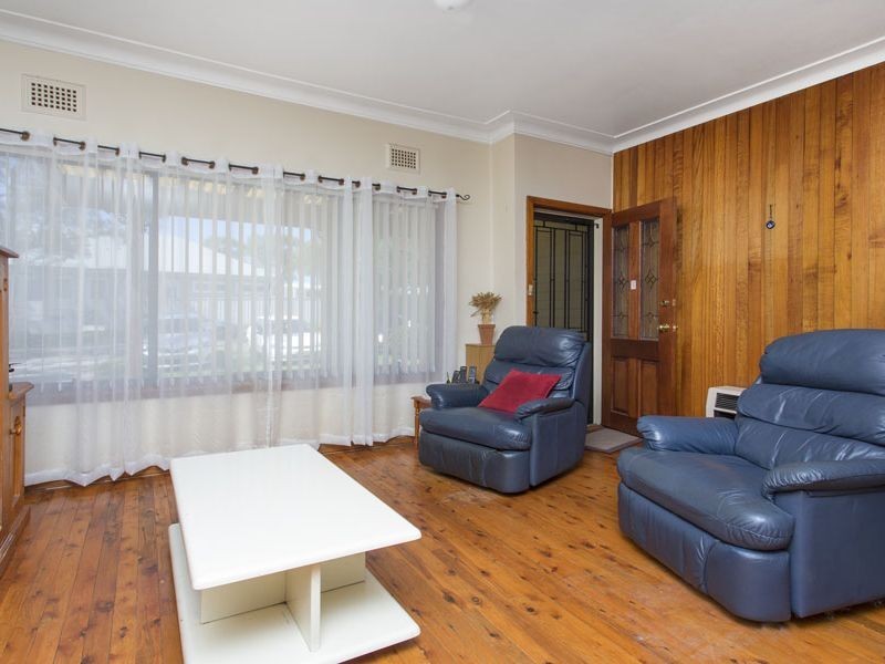 3 Gwawley Parade, Miranda NSW 2228
