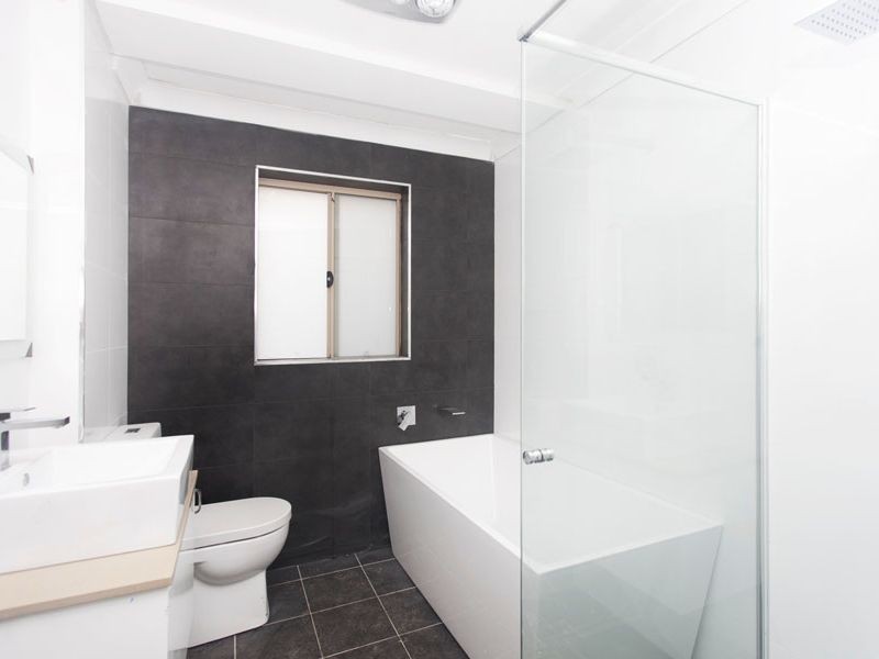 10 Carramar Crescent, Miranda NSW 2228