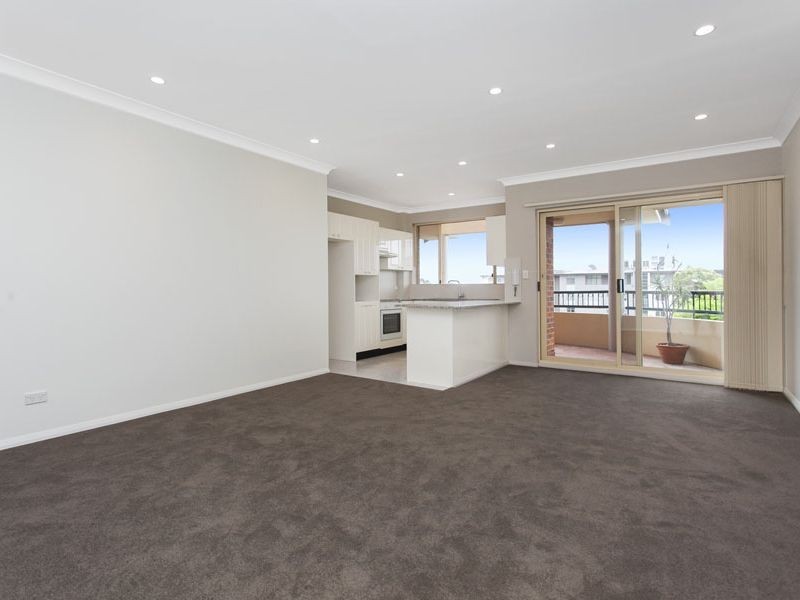 12/9-15 Mansfield Ave, Caringbah NSW 2229