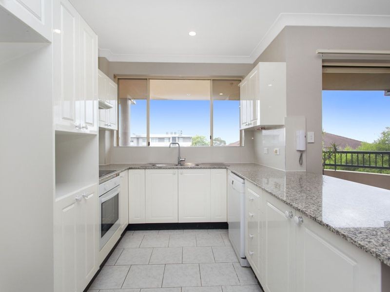 12/9-15 Mansfield Ave, Caringbah NSW 2229