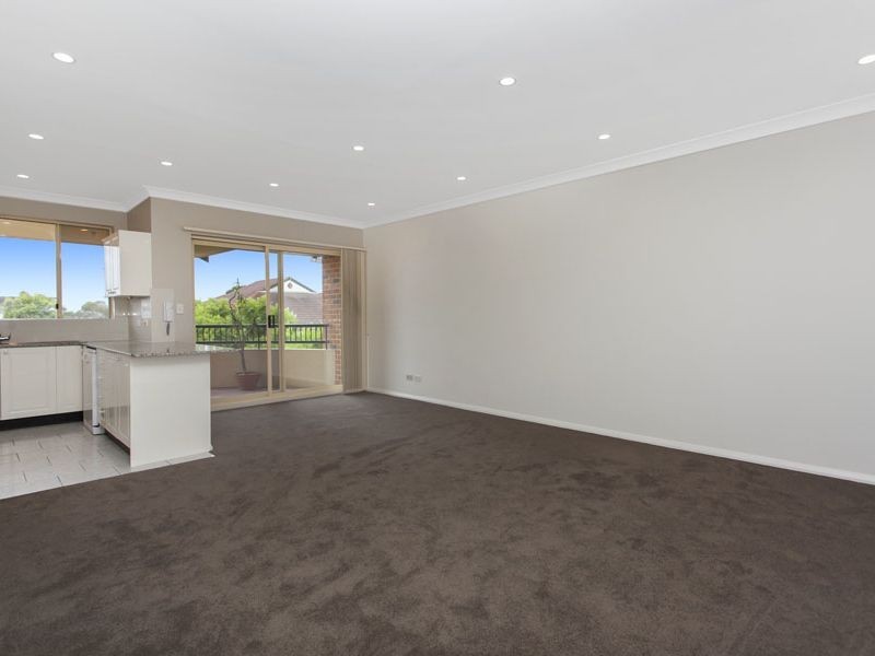 12/9-15 Mansfield Ave, Caringbah NSW 2229