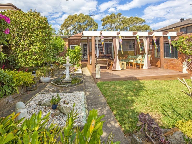 11 Trickett Rd, Woolooware NSW 2230