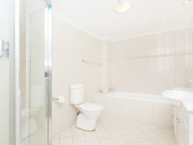 33/36 Wandella Rd, Miranda NSW 2228