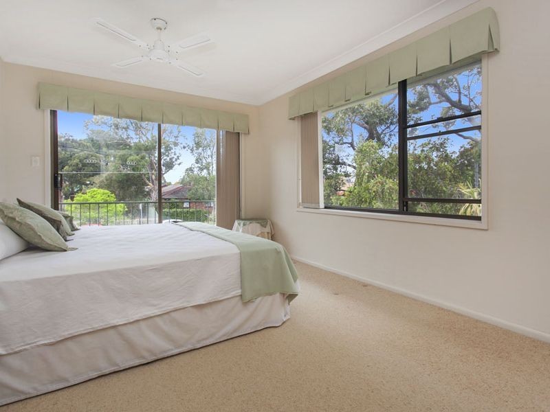 2/207 Willarong Rd, Caringbah South NSW 2229