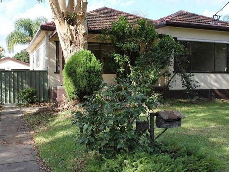 32 Kiwong Street, Yowie Bay NSW 2228