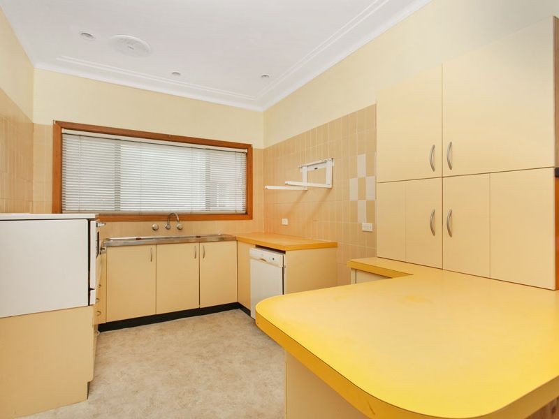 32 Kiwong Street, Yowie Bay NSW 2228