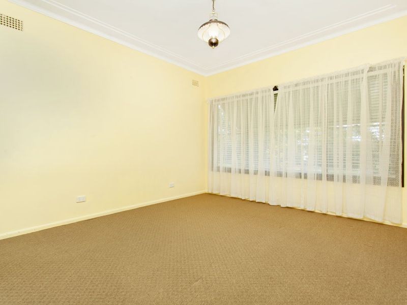 32 Kiwong Street, Yowie Bay NSW 2228