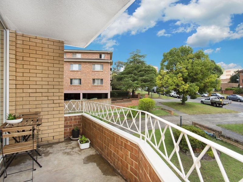 1/24 Kiora Rd, Miranda NSW 2228