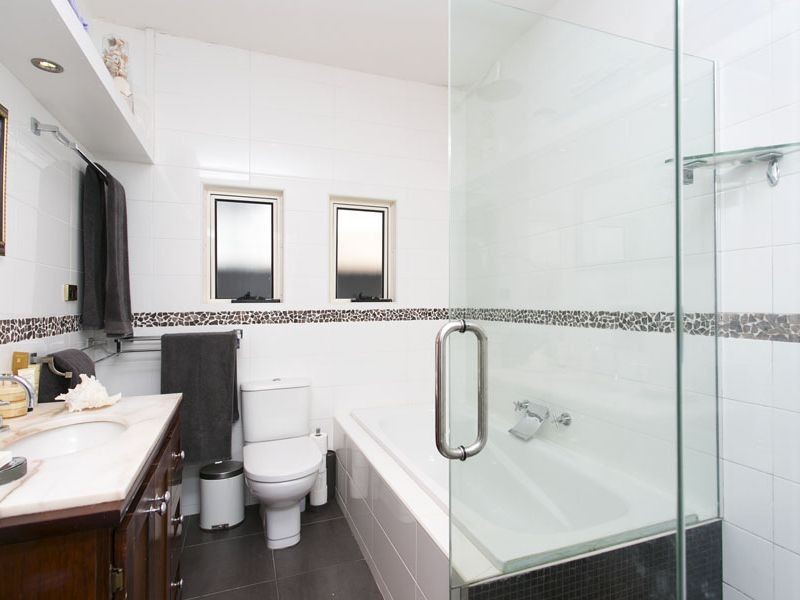 118 Linden Street, Sutherland NSW 2232