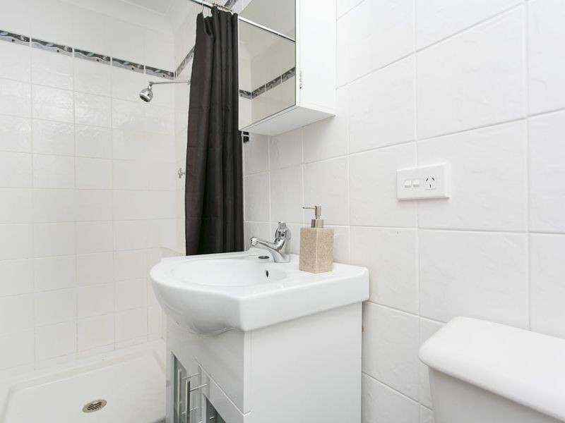 8 Roebourne Street, Yarrawarrah NSW 2233