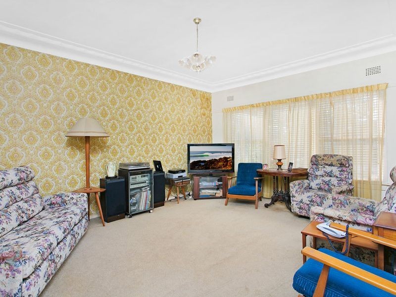 420 President Avenue, Kirrawee NSW 2232