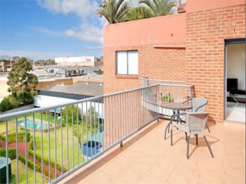 50/2-4 Central Road, Miranda NSW 2228