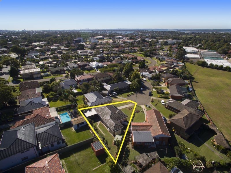 5 Monomeeth Place, Miranda NSW 2228