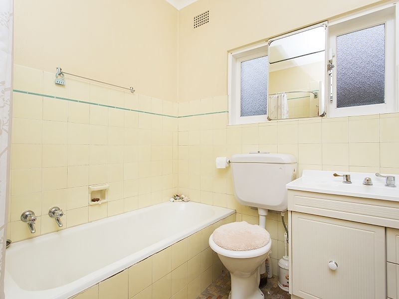 19 Karoola Crescent, Caringbah NSW 2229