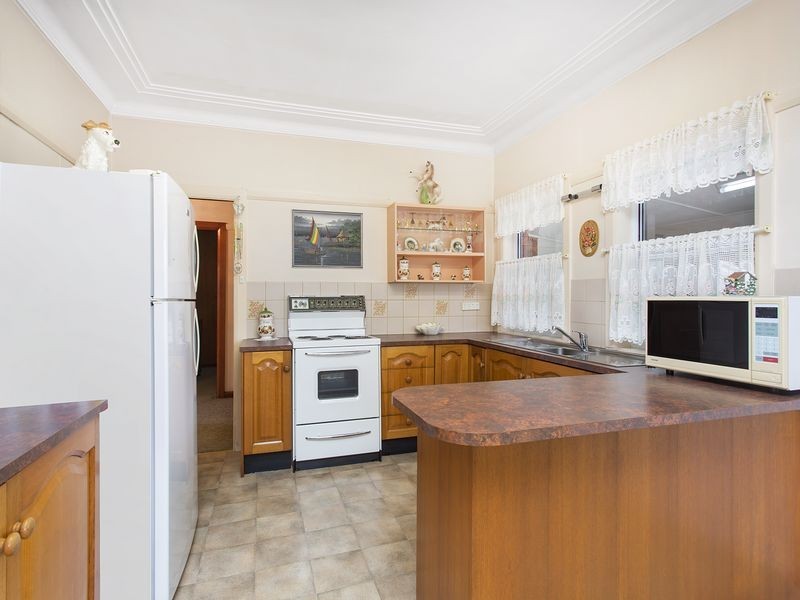 31 Renown Avenue, Miranda NSW 2228