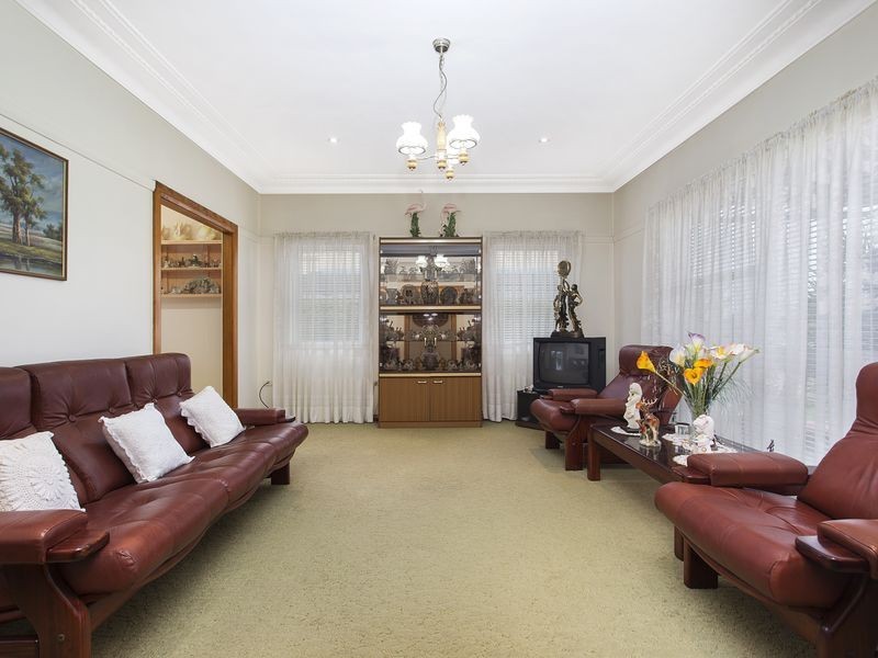 31 Renown Avenue, Miranda NSW 2228