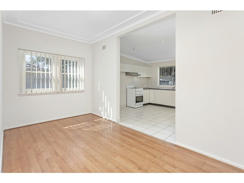 22 Tergur Crescent, Caringbah NSW 2229