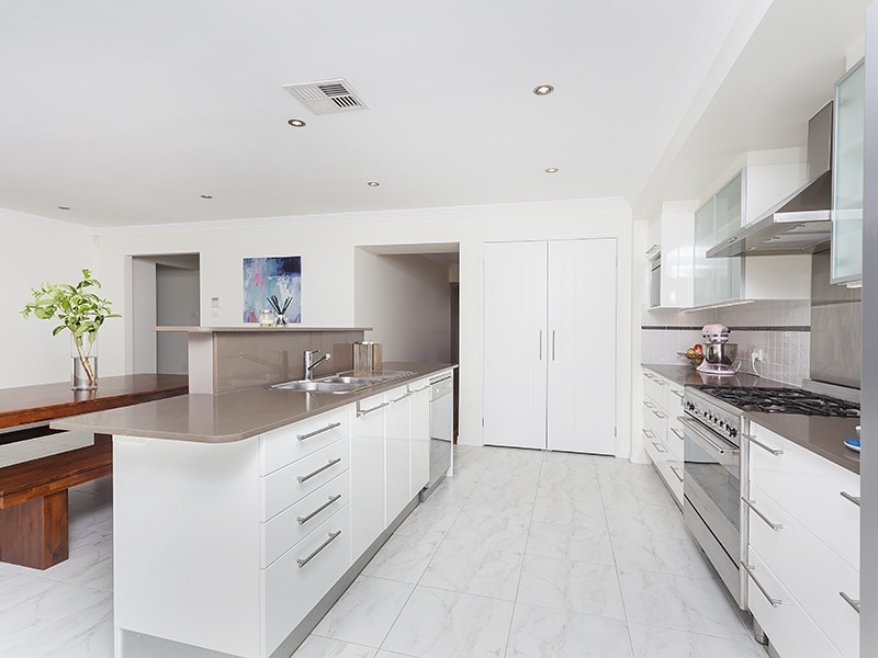 40 Gwawley Parade, Miranda NSW 2228